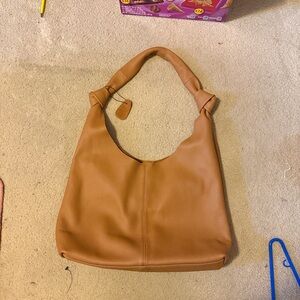 Elegant Tan Leather Hobo Bag